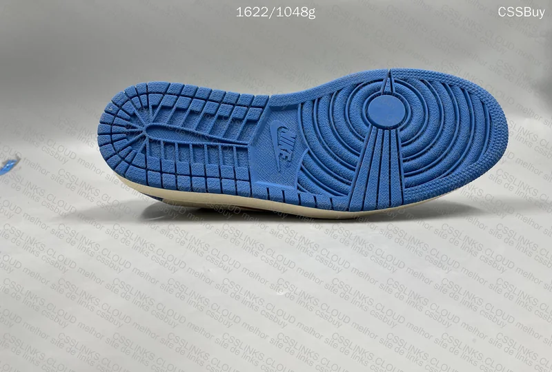 Air Jordan 1 Travis Scott x Military Blue Low 4