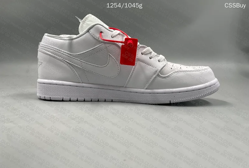 Air Jordan 1 Triple White Batch DT 3