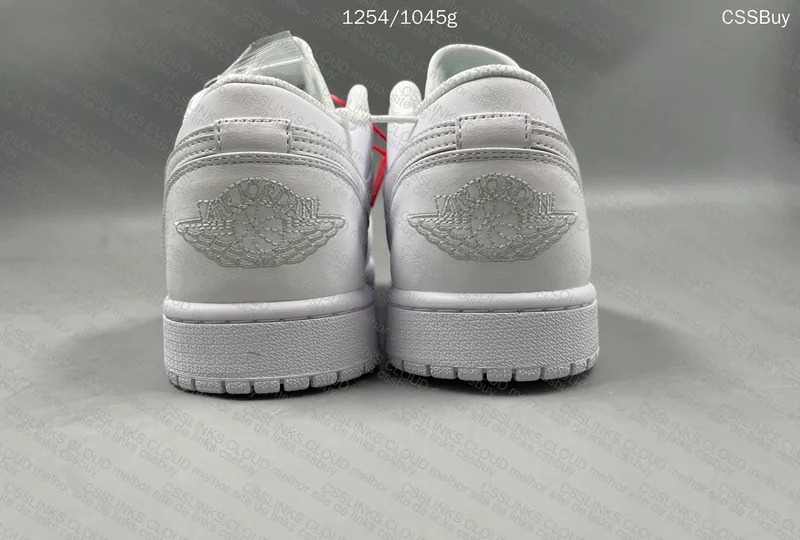 Air Jordan 1 Triple White Batch DT 7