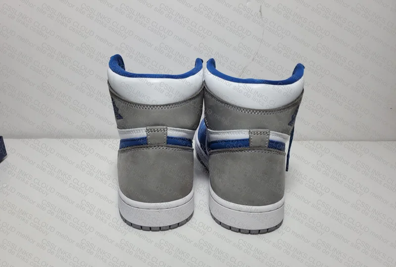 Air Jordan 1 True Blue