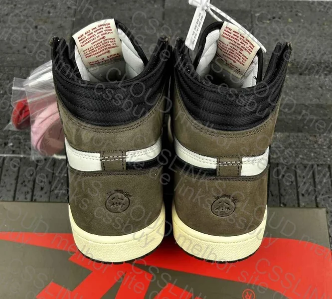 Air Jordan 1 TS 4