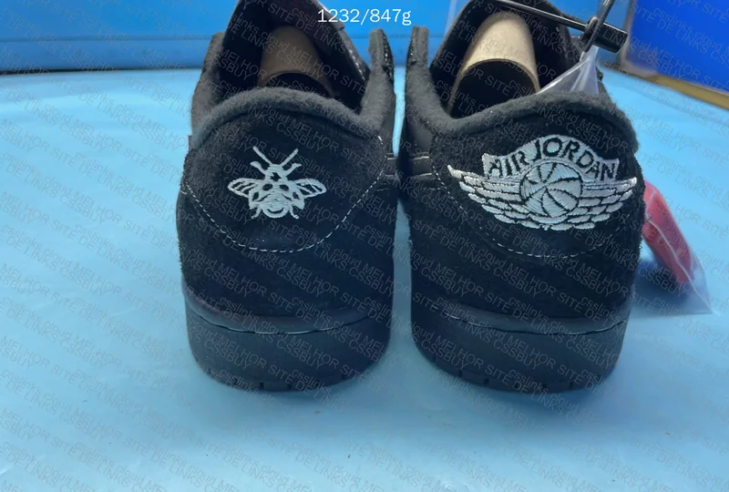 Air Jordan 1 TS Black Phantom 3