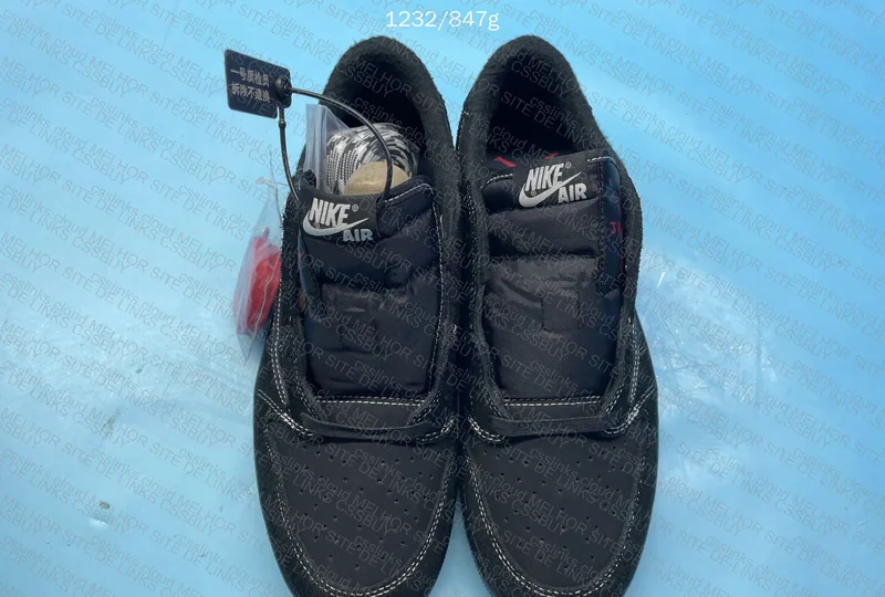 Air Jordan 1 TS Black Phantom 4