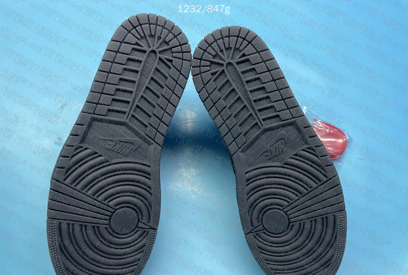 Air Jordan 1 TS Black Phantom 8