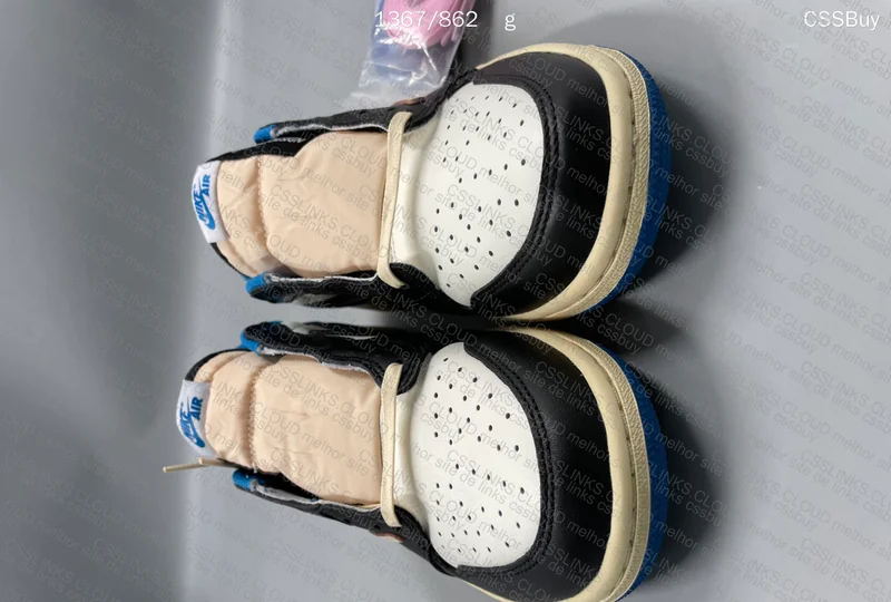 Air Jordan 1 TS Fragment 4