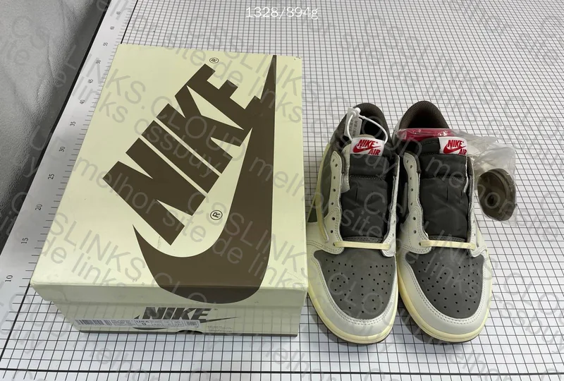 Air Jordan 1 TS Reverse Mocha 2