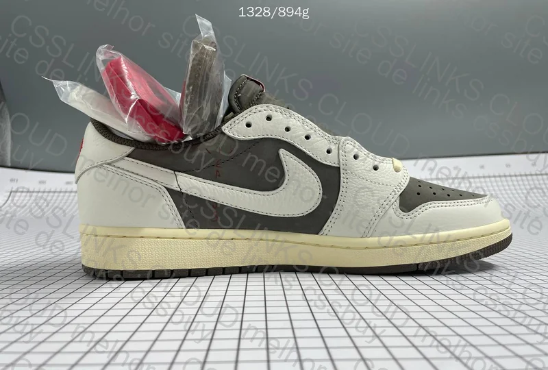 Air Jordan 1 TS Reverse Mocha 4