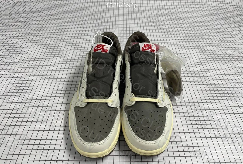 Air Jordan 1 TS Reverse Mocha 7
