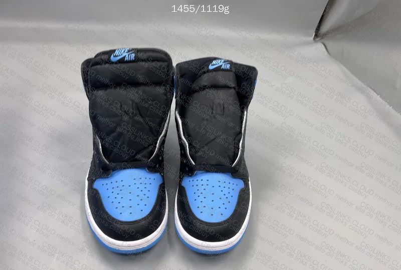 Air Jordan 1 UNC Toe 6