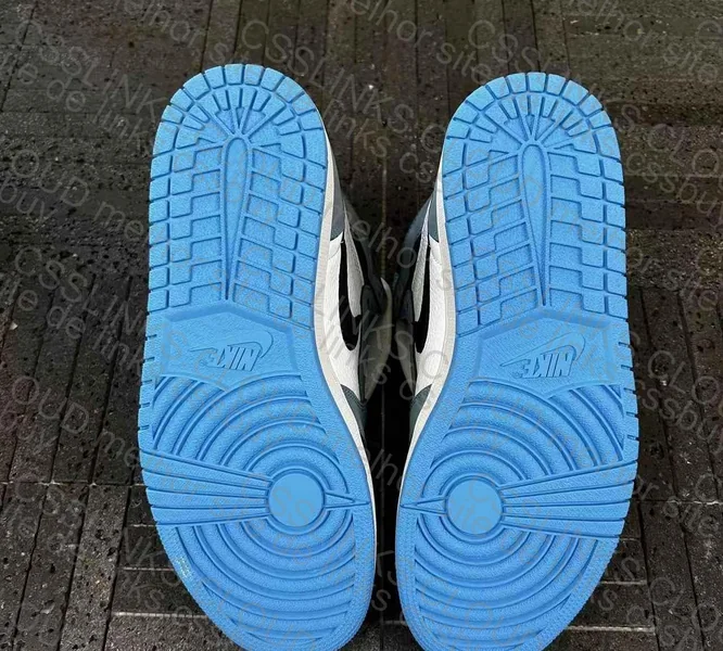 Air Jordan 1 University Blue 3