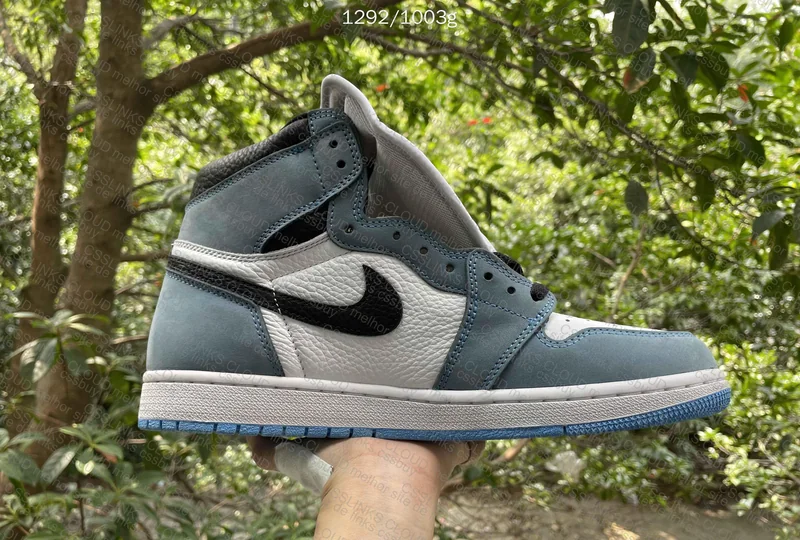 Air Jordan 1 University 'Grey' (RL Total) 3