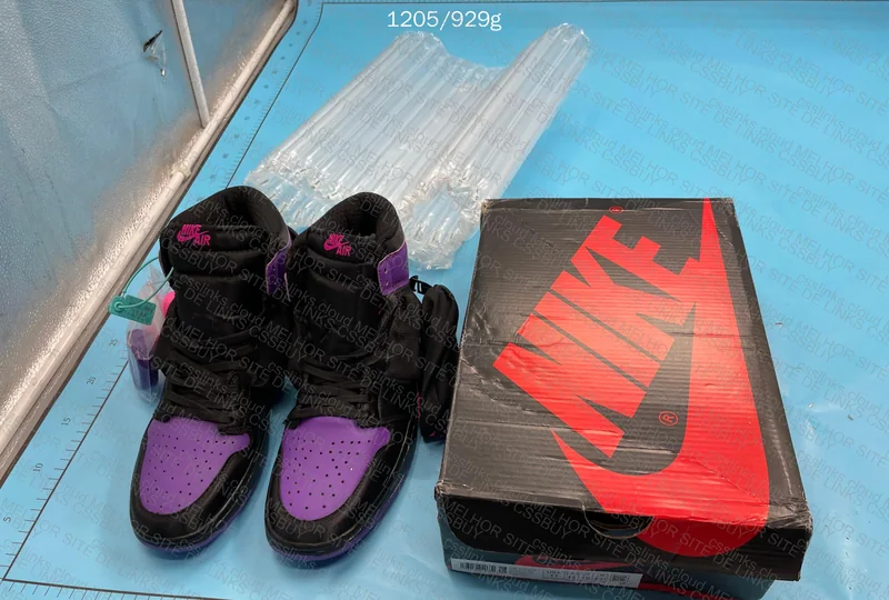 Air Jordan 1 Utility Stash Prowler Spiderverse 4