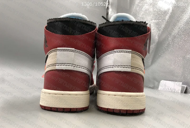 Air Jordan 1 x Off-White Chicago 2