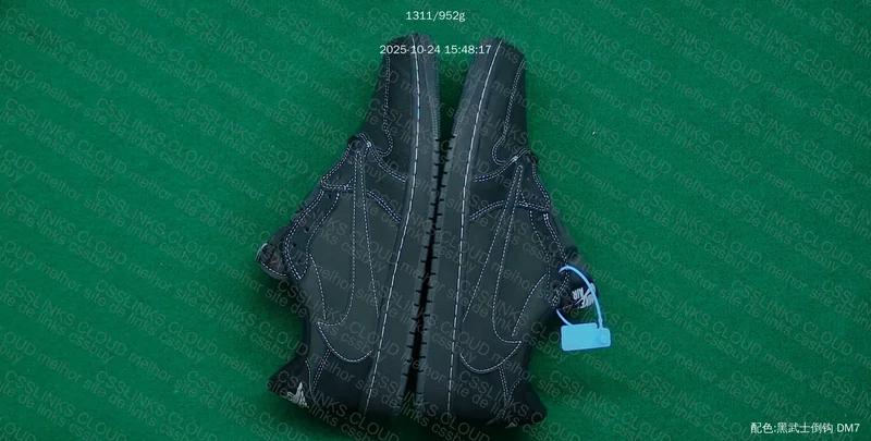 AIR JORDAN 1 X TRAVIS SCOOT 2