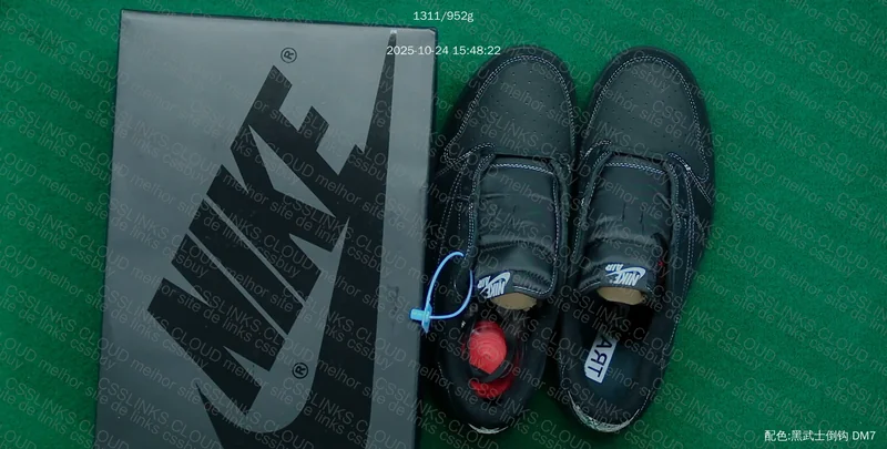 AIR JORDAN 1 X TRAVIS SCOOT 3