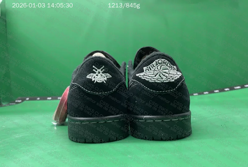 Air Jordan 1 x Travis Scott Black Phantom 3