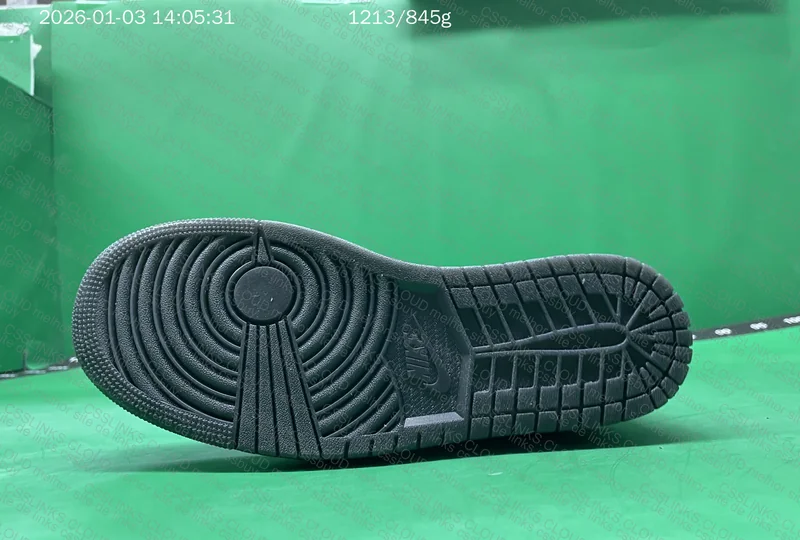 Air Jordan 1 x Travis Scott Black Phantom 6