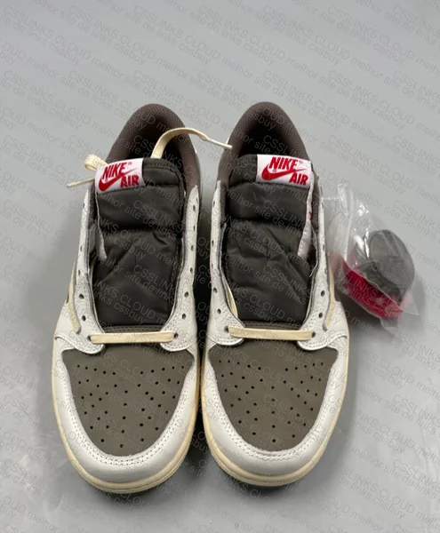 Air Jordan 1 x Travis Scott Reverse Mocha 8