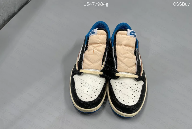 Air Jordan 1 x Travis Scott x Fragment 3