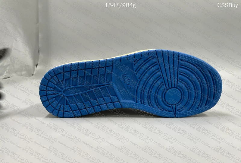 Air Jordan 1 x Travis Scott x Fragment 4