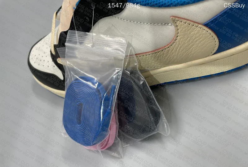 Air Jordan 1 x Travis Scott x Fragment 7