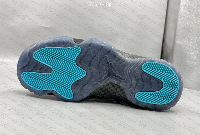 Air Jordan 11