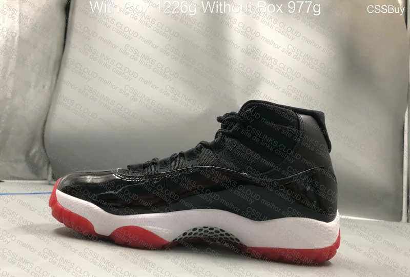 Air Jordan 11 Bred