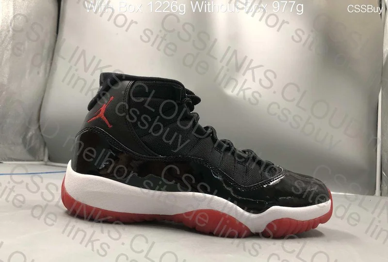 Air Jordan 11 Bred 4