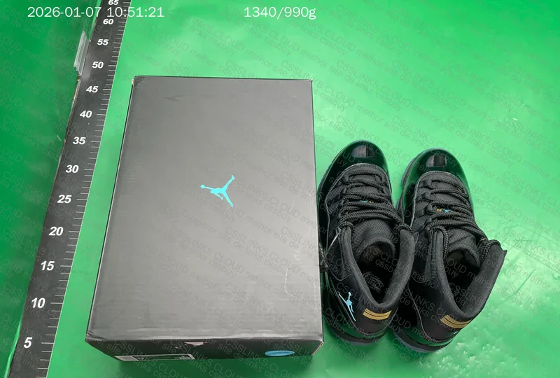 Air Jordan 11 Gamma Blue