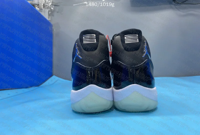 Air Jordan 11 Jubilee LJR 3