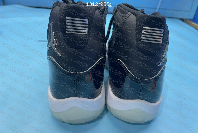Air Jordan 11 Jubilee (Sale) 2
