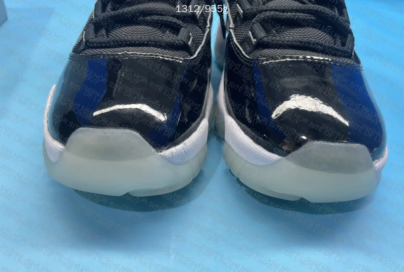 Air Jordan 11 Jubilee (Sale) 4