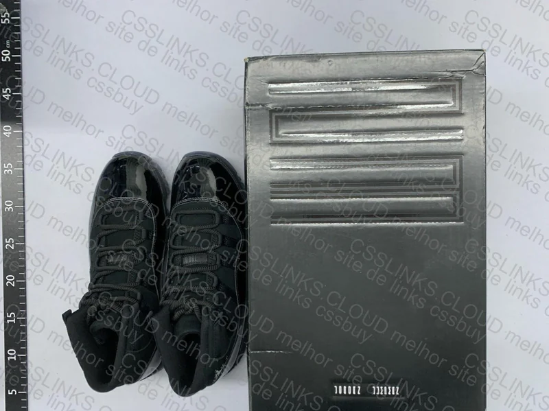 Air Jordan 11 Retro 'Cap and Gown'
