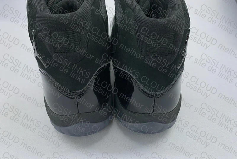 Air Jordan 11 Retro 'Cap and Gown' 2
