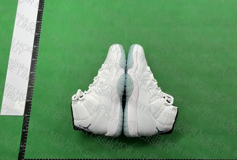 Air Jordan 11 Retro Legend Blue 4
