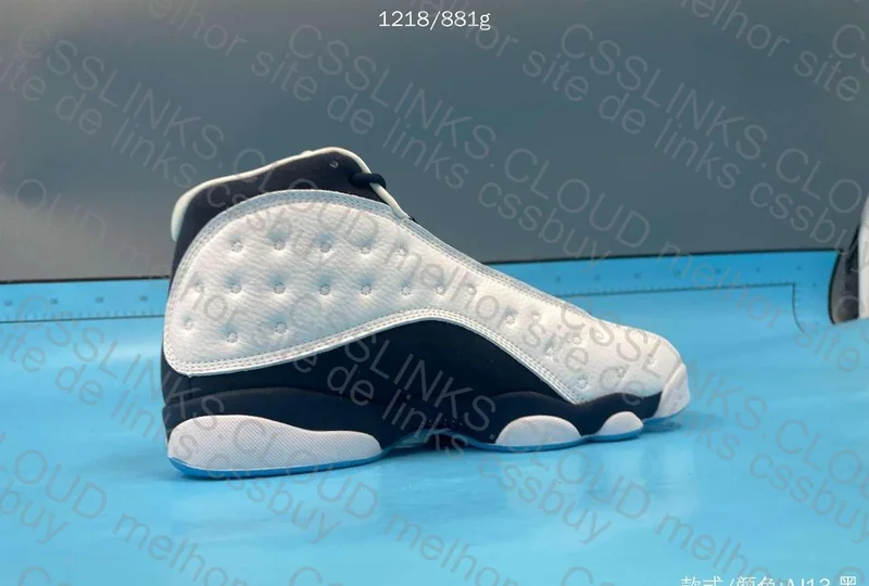 Air Jordan 13 'Obsidian' 4