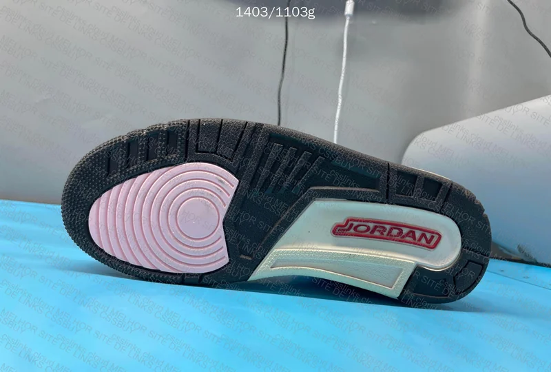 Air Jordan 3 2