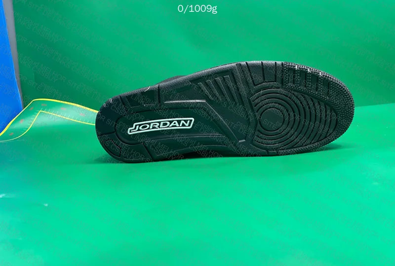 Air Jordan 3 Black Cat 4