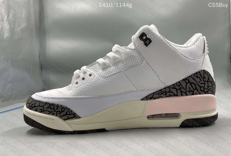 Air Jordan 3 'Dark Mocha' 4