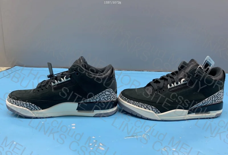 Air Jordan 3 Off Noir