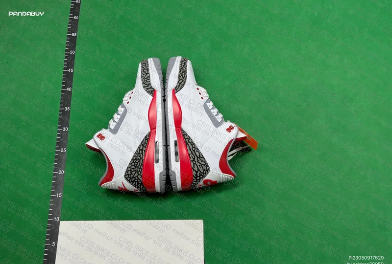 Air Jordan 3 Red 89¥ 5