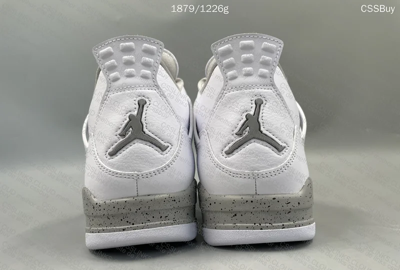 Air Jordan 4 2
