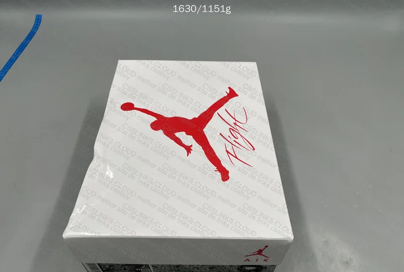 Air Jordan 4 8
