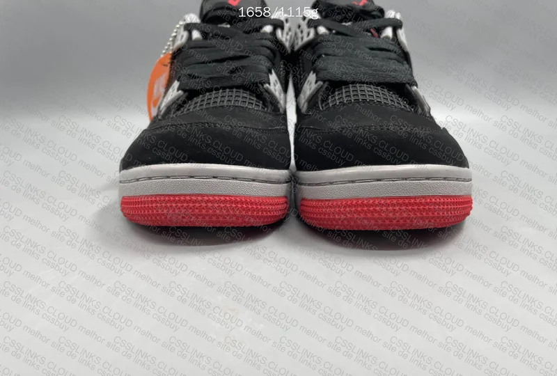 Air Jordan 4 5