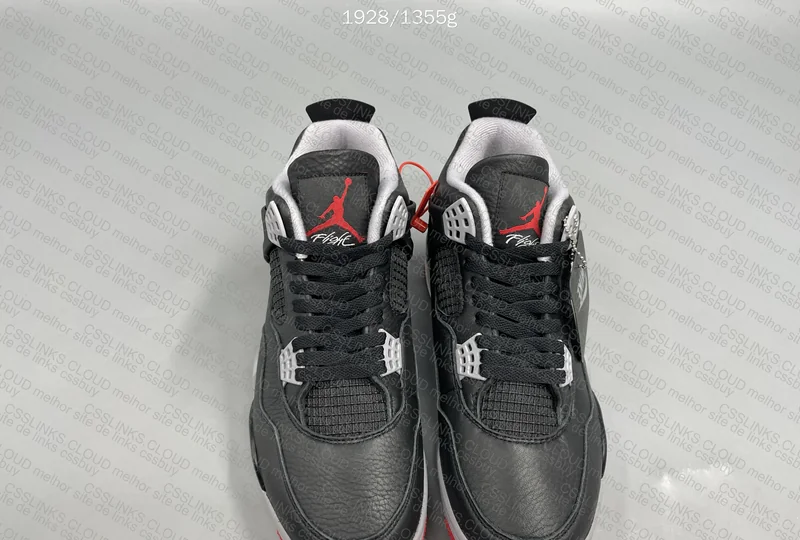 Air Jordan 4