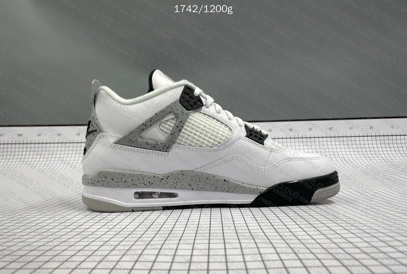 Air Jordan 4 8