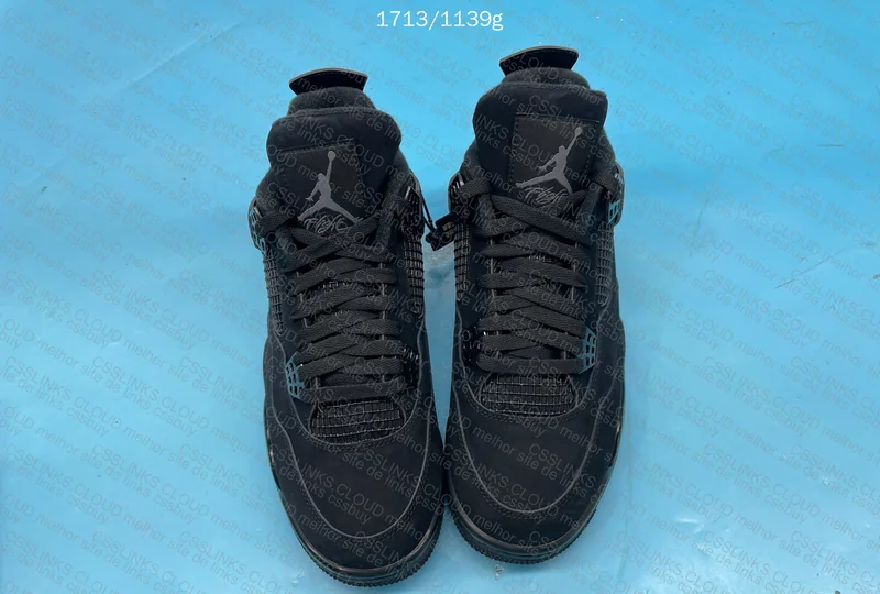 Air Jordan 4