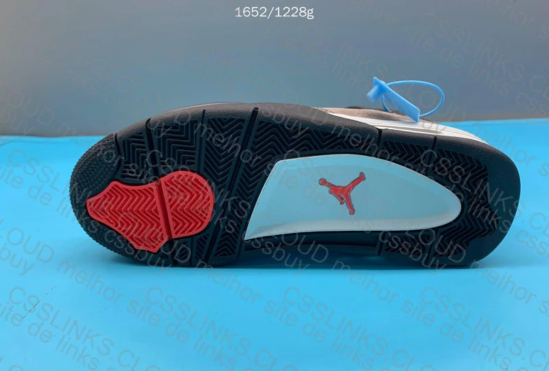 Air Jordan 4 7