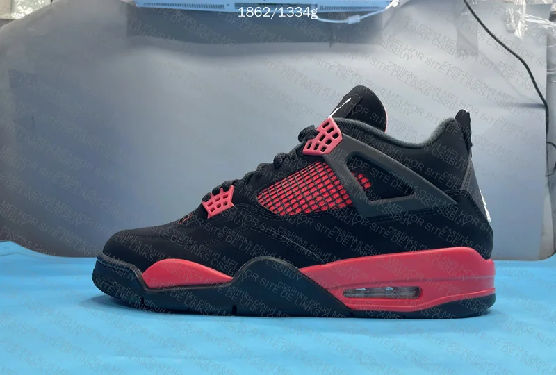 Air Jordan 4 5
