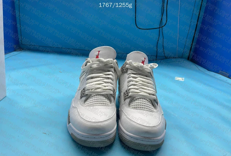 Air Jordan 4 3